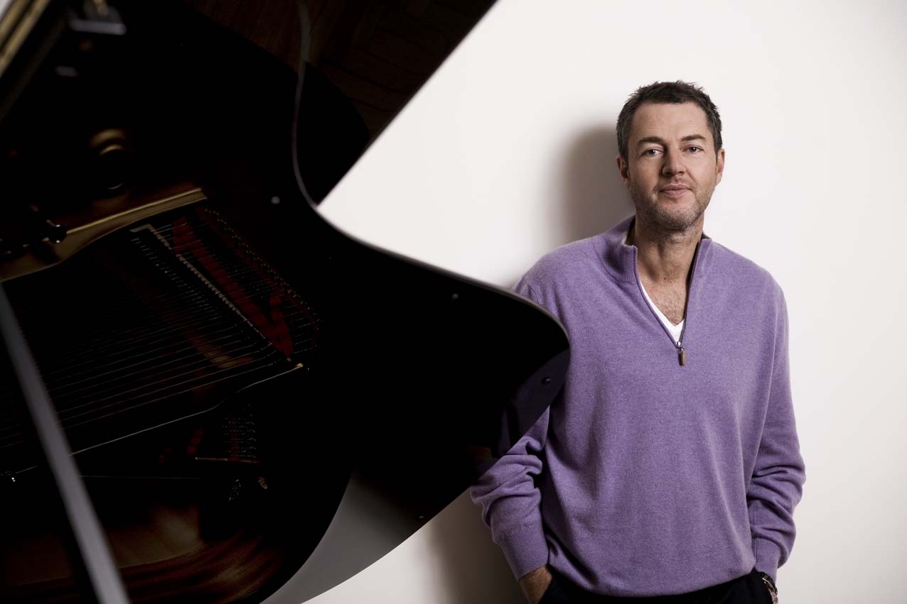 Martin Ehlers an seinem Flügel (Foto (c) Steven Haberland